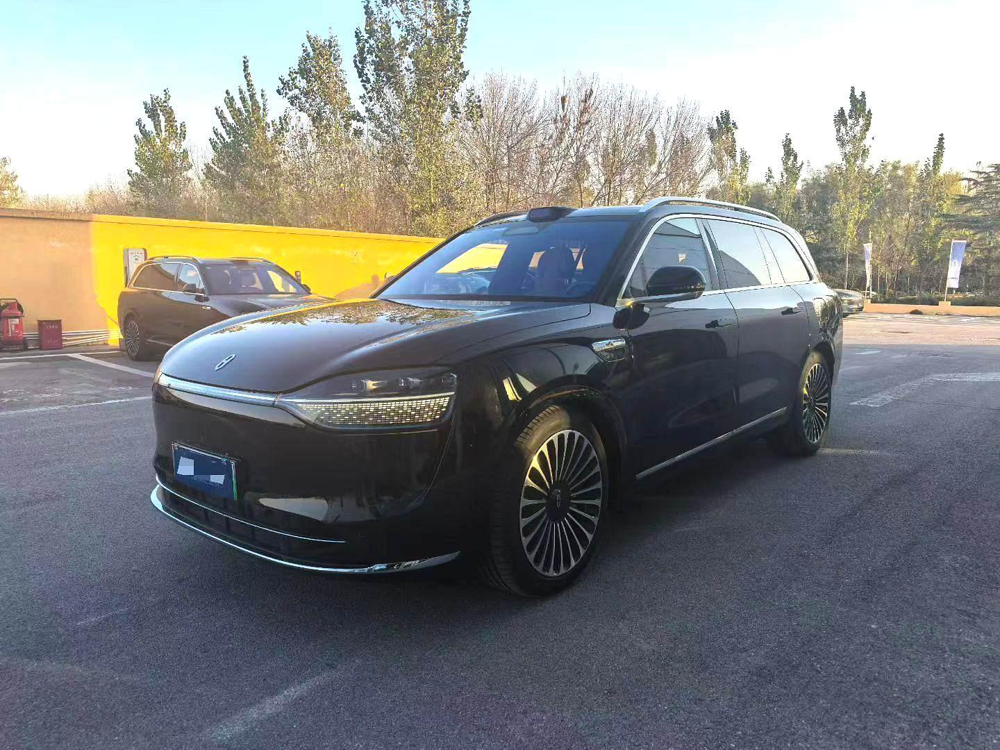 2024 AITO M9 EREV Ultra Edition Used SUV — image 1