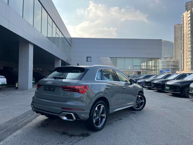 2023 Audi Q3 35TFSI Used SUV — image 1