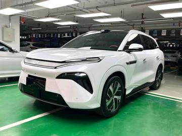 BYD Tang L DM-i - 2