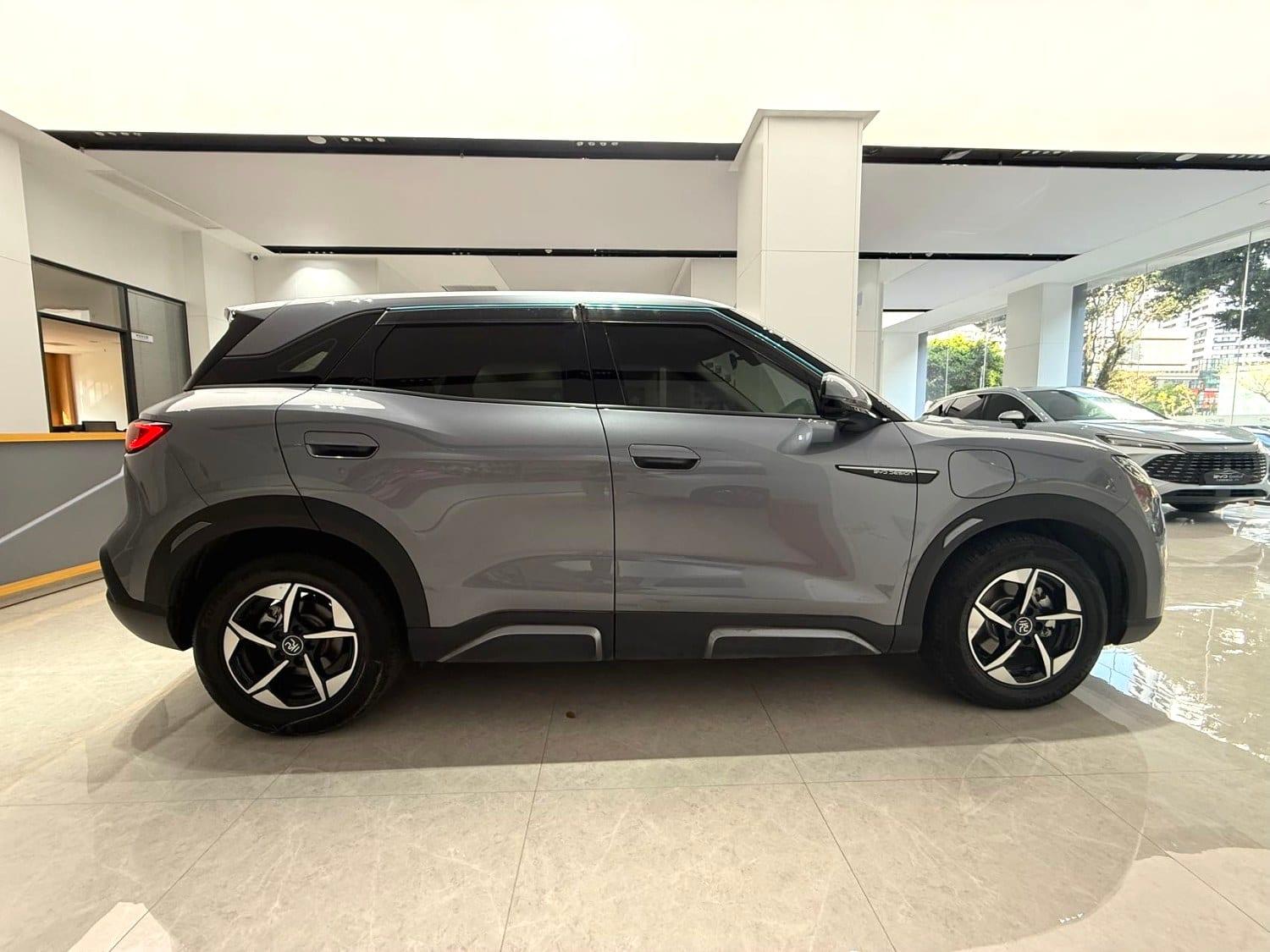 2024 BYD Yuan UP / Atto 2 Used SUV — image 1
