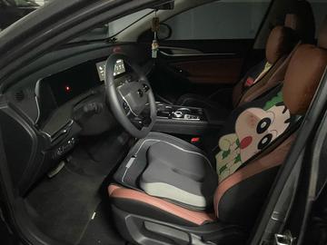 Changan 逸动PLUS 1.4TGDI 蓝鲸NE 畅享版尊贵版 - 4
