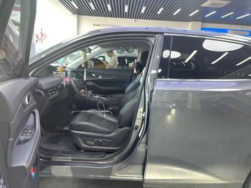 Changan UNI-K iDD 1.5T 蓝鲸iDD 卓越型 - 3