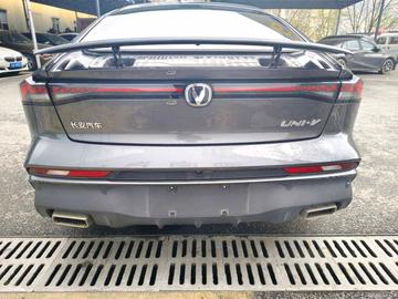 Changan UNI-V 1.5T 尊贵型 - 5