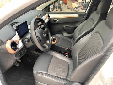 Dongfeng 纳米BOX 冠军 轻风版 201KM 标准型 - 2