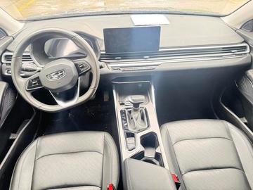 Geely Emgrand 第4代 1.5L 精英型 - 2