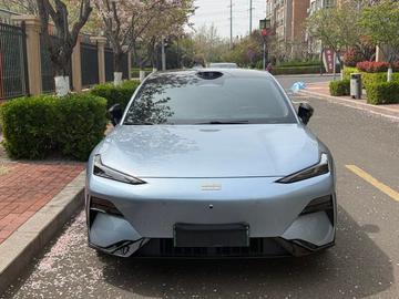 Geely Galaxy E8 620km 四驱星舰激光雷达智驾版 - 5