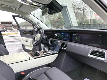 Hongqi E-HS9 旗·畅6座 - 2