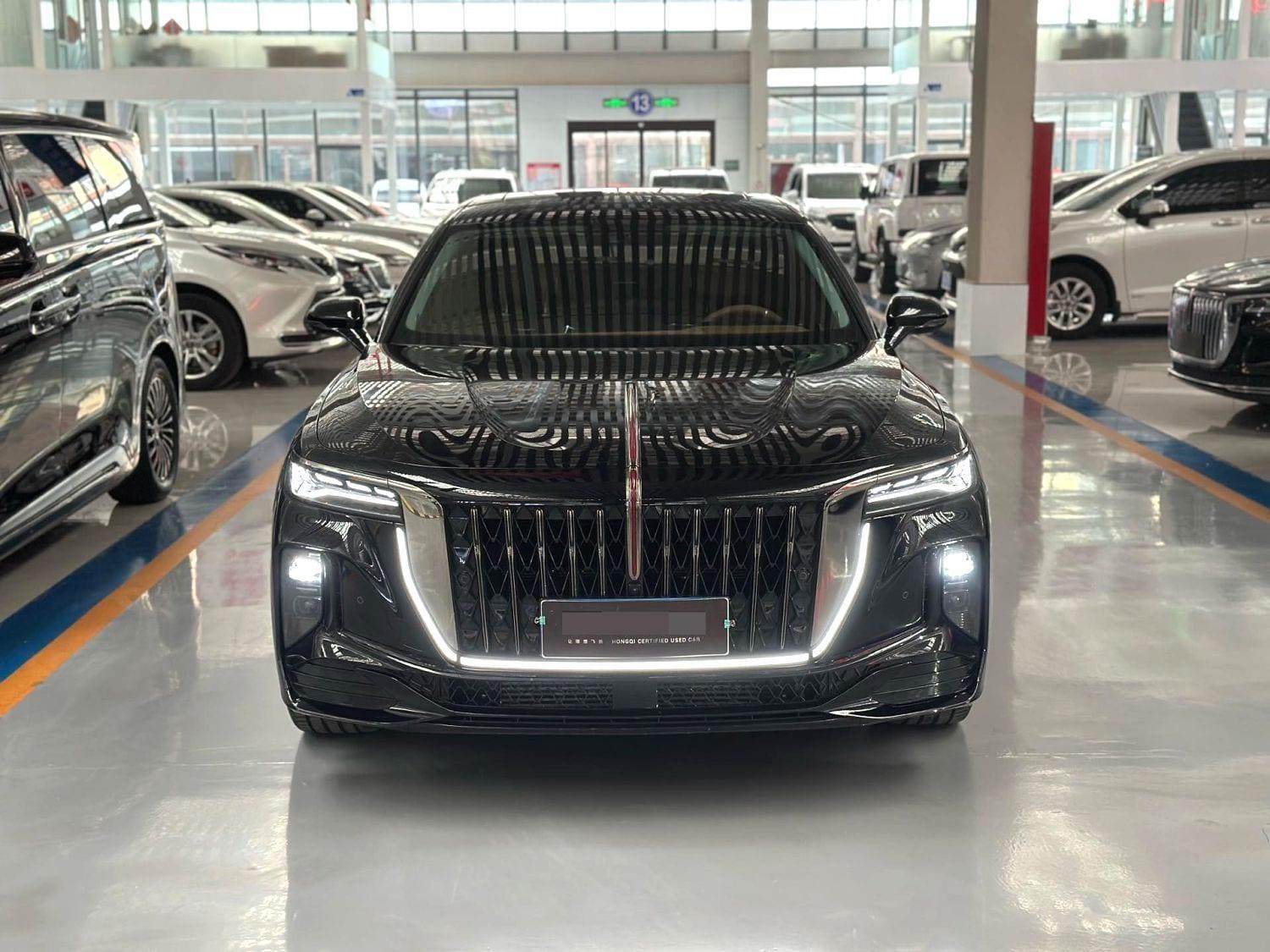 2025 Hongqi H9 48V 2.0T 两驱旗享私享风尚版5座 — Used SUV
