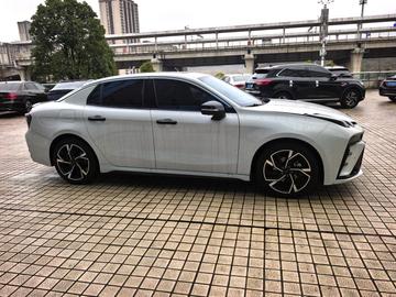 Lynk & Co 03 - 2