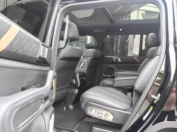 BYD Leopard 8 6-Seater - 5