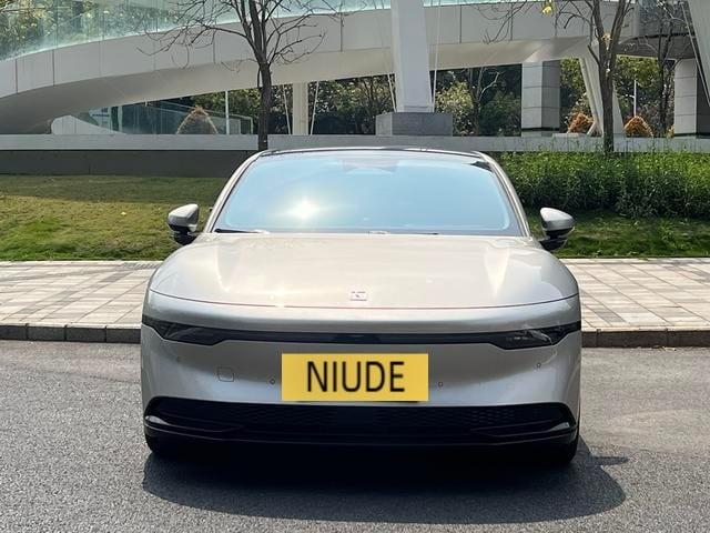 2024 Zeekr 007 RWD Enhanced 75k Wh — Used Sedan