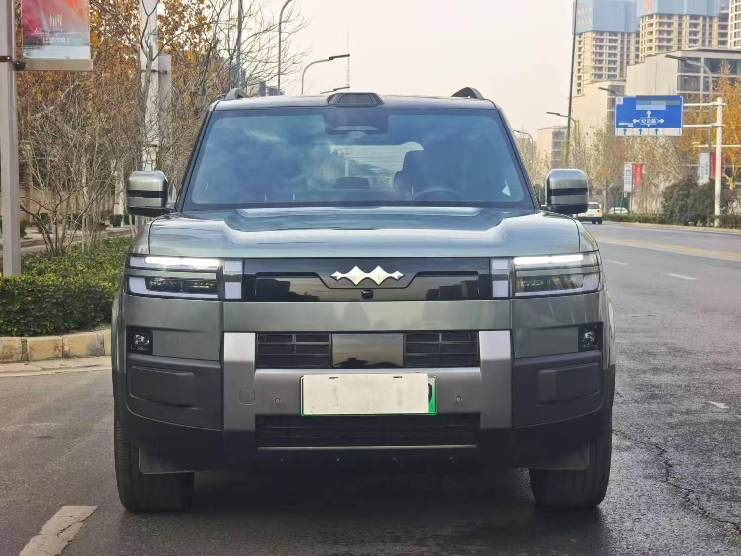 2025 BYD Leopard 7 1.5T 4WD Ultra Used SUV — image 1