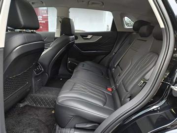 Hongqi HS5 2.0T FWD - 4