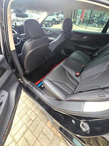 Hongqi E-QM5 450km 出行版 - 2
