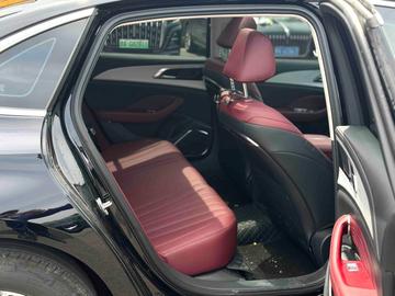 Hongqi H5 1.5T 旗韵50万辆纪念版 - 2
