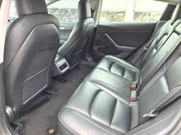 Tesla Model 3 - 2