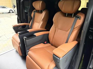 Toyota 埃尔法(进口) 埃尔法 2.5 尊贵版 - 2