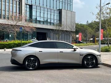Zeekr 007 后驱增强版 75kWh - 1