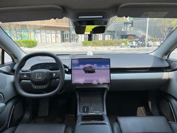 Zeekr 007 后驱增强版 75kWh - 2